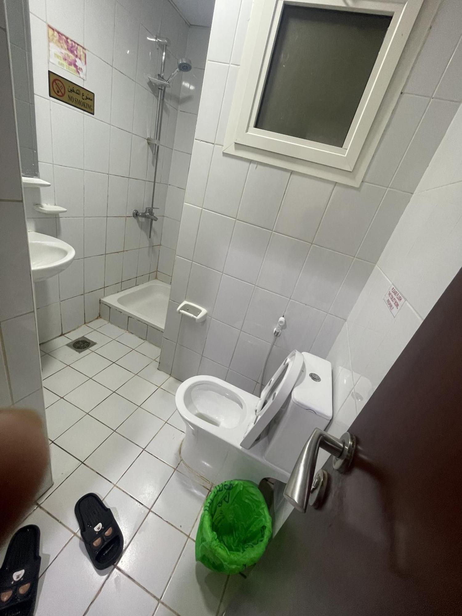 Elite Space Hostel And Capsule Accommodation Dubai Exterior photo